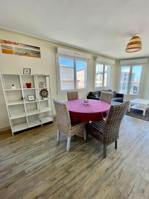 Joli Appartement Centre-Ville ブレスト エクステリア 写真